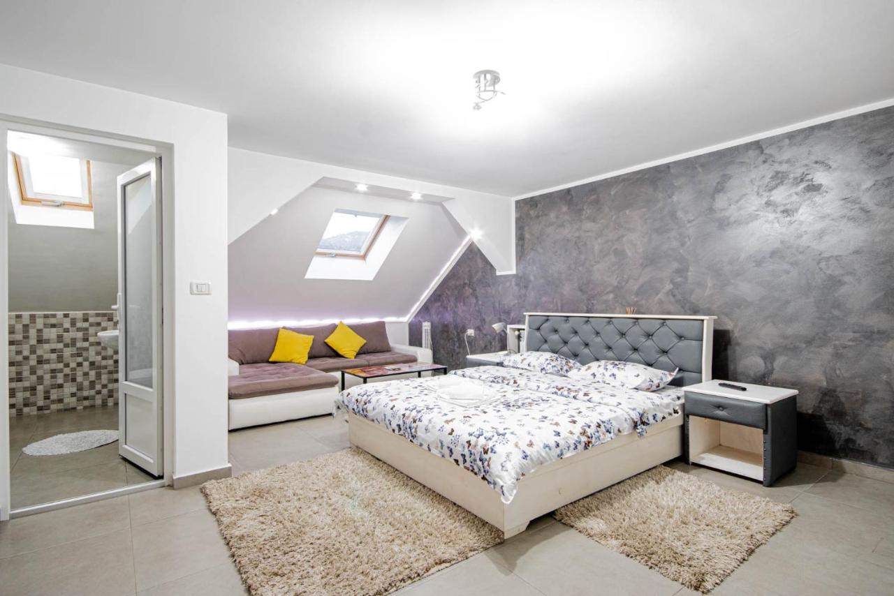 Cazare Moldi - Regim Hotelier Campulung Moldovenesc Exterior photo
