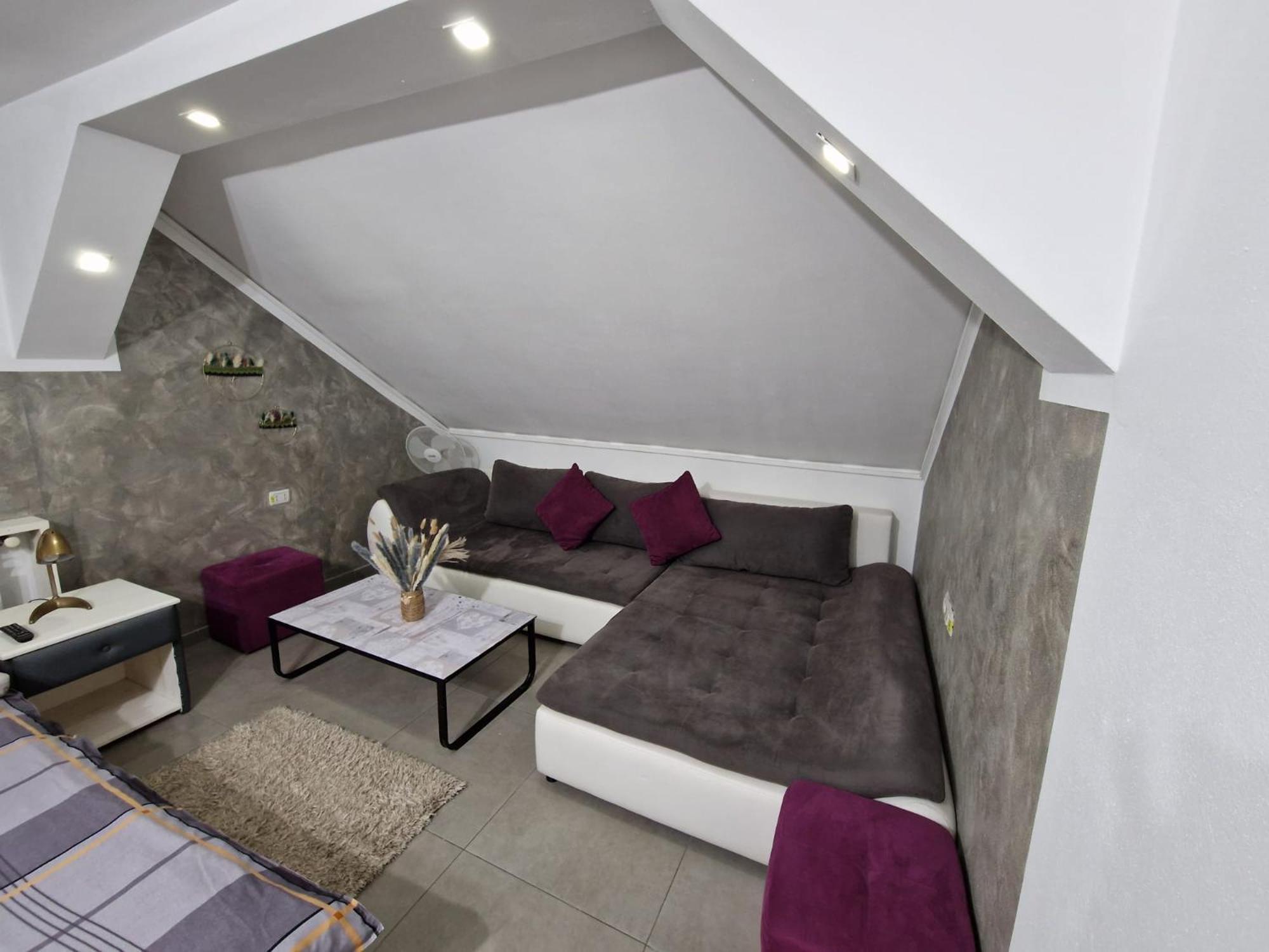 Cazare Moldi - Regim Hotelier Campulung Moldovenesc Exterior photo