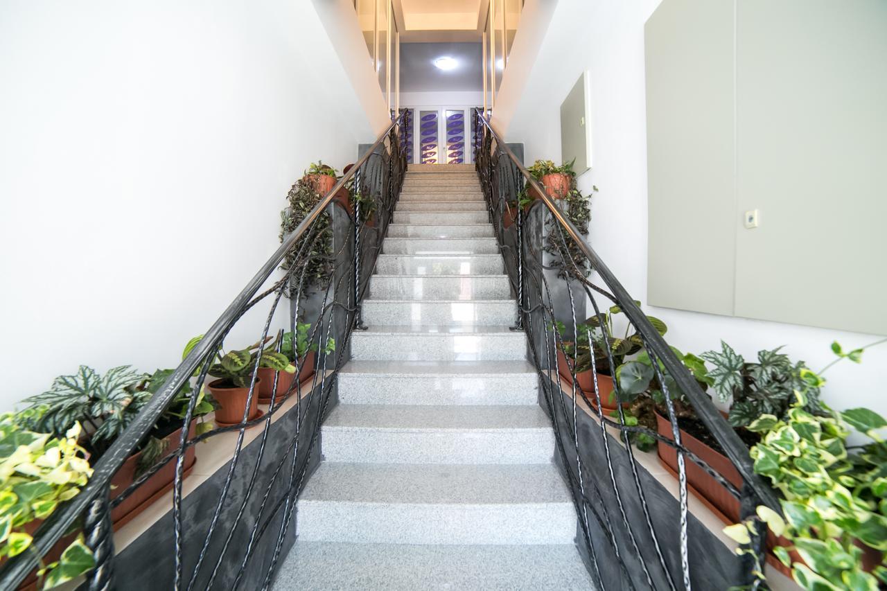 Cazare Moldi - Regim Hotelier Campulung Moldovenesc Exterior photo