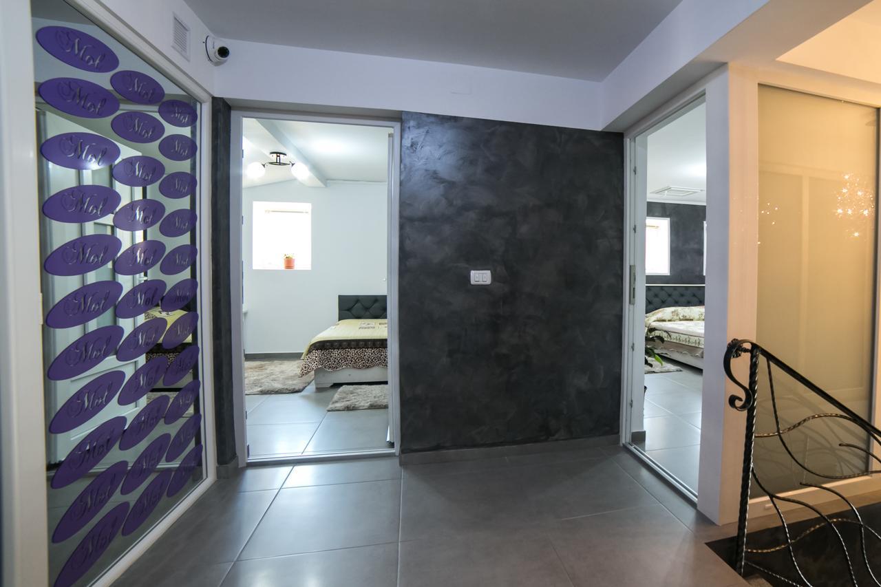 Cazare Moldi - Regim Hotelier Campulung Moldovenesc Exterior photo